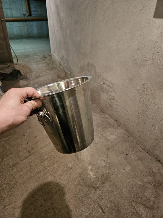 Шампаниера стоманена