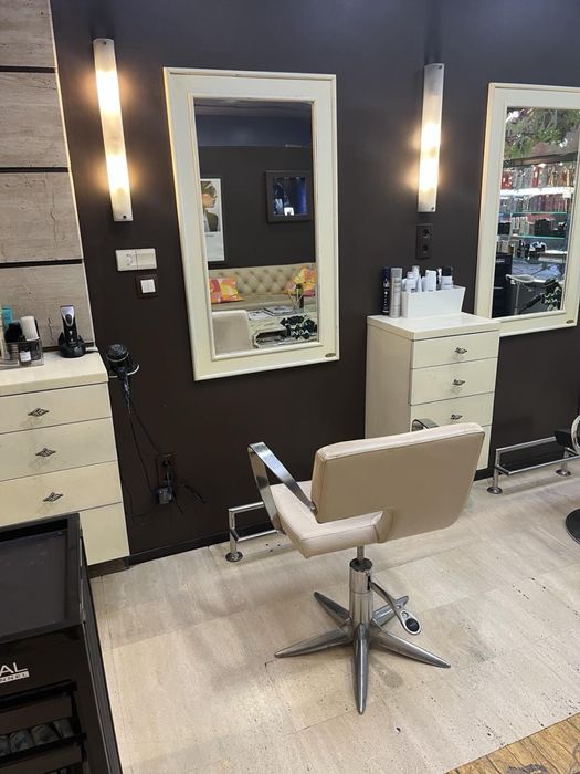 Стол за фризьорски салон