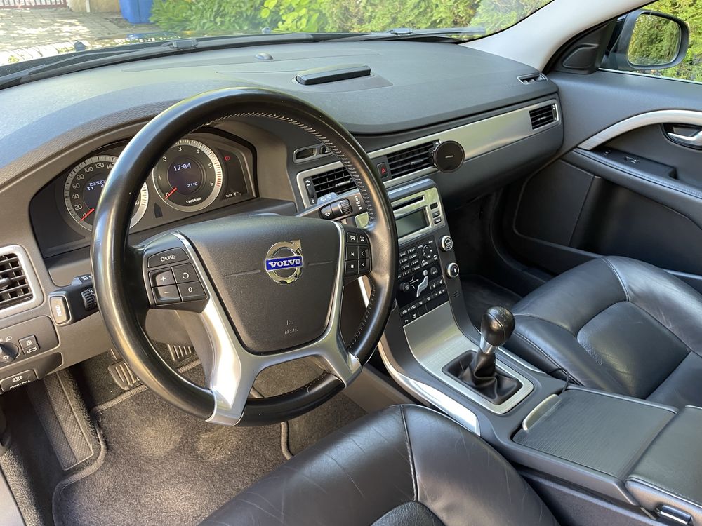 Volvo V70 Summum 1.6 diesel dorari premium impecabil tehnic si estetic