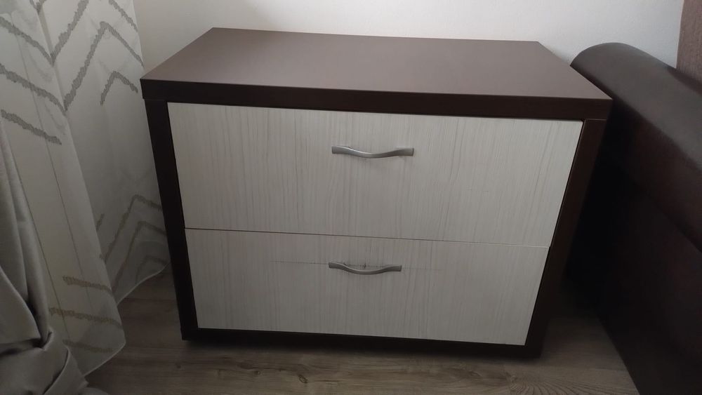 Noptieră stare buna