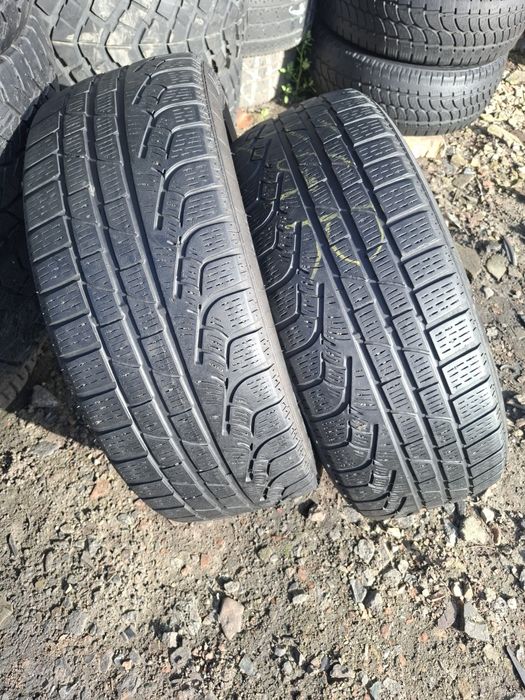 Vand 2 anvelope 205 55 17 pireli de iarna bune dot 2021