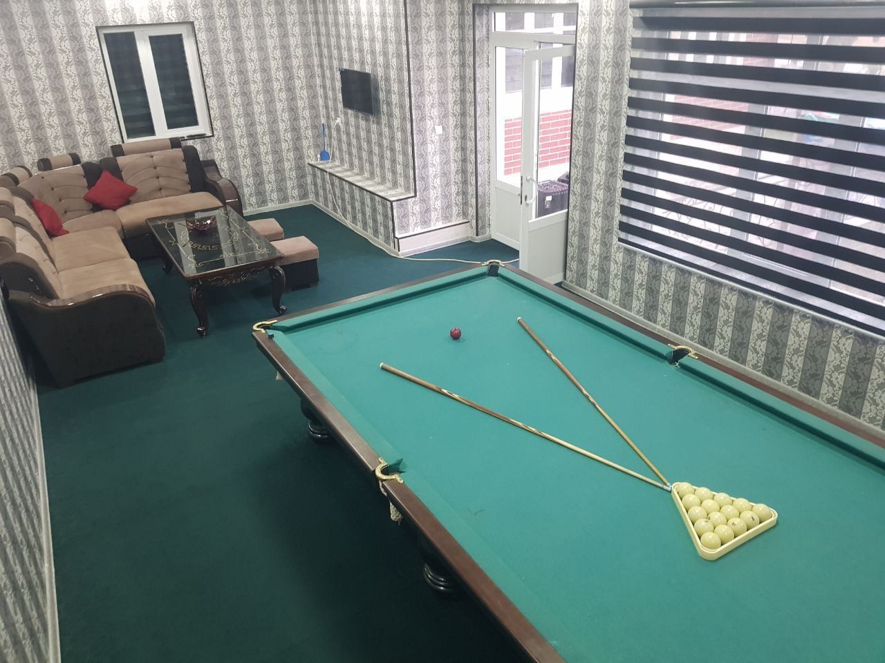 Dacha charvak bochka