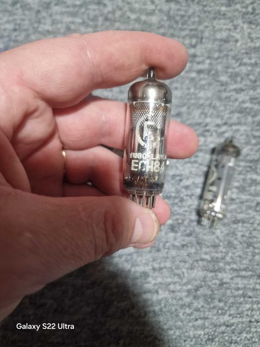 Lampa veche radio tv televizor,tuburi electronice,lampi radio si tv