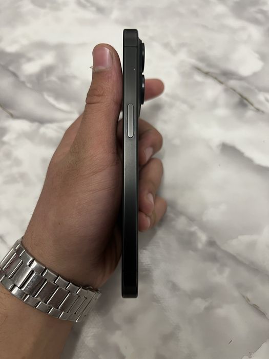 Iphone 15 pro 128 gb 89 yomkost