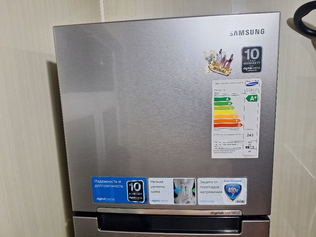 Продаётся холодильник Samsung