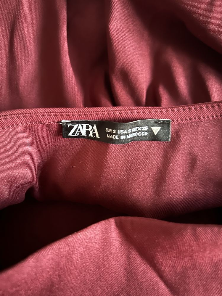 Zara топове, размер S