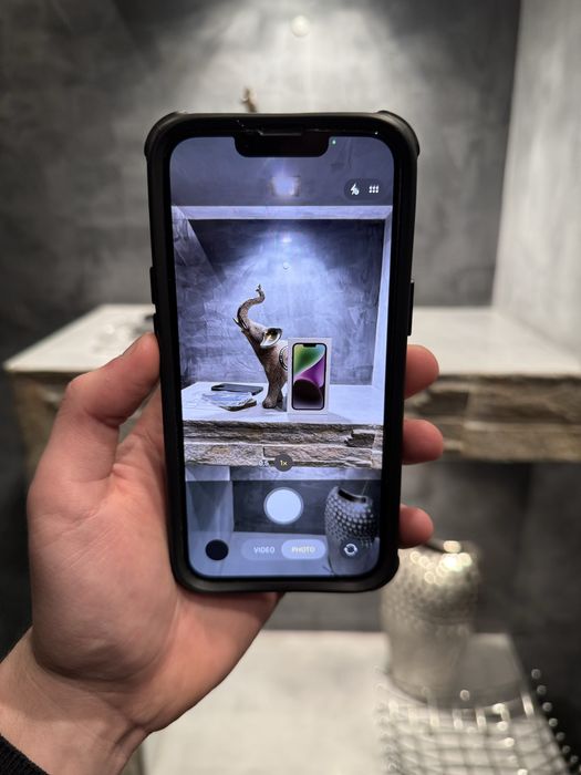 Iphone 14 Midnight 128 GB + подаръци