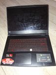 MSI Bravo 15 Laptop gaming MONITOR Defect