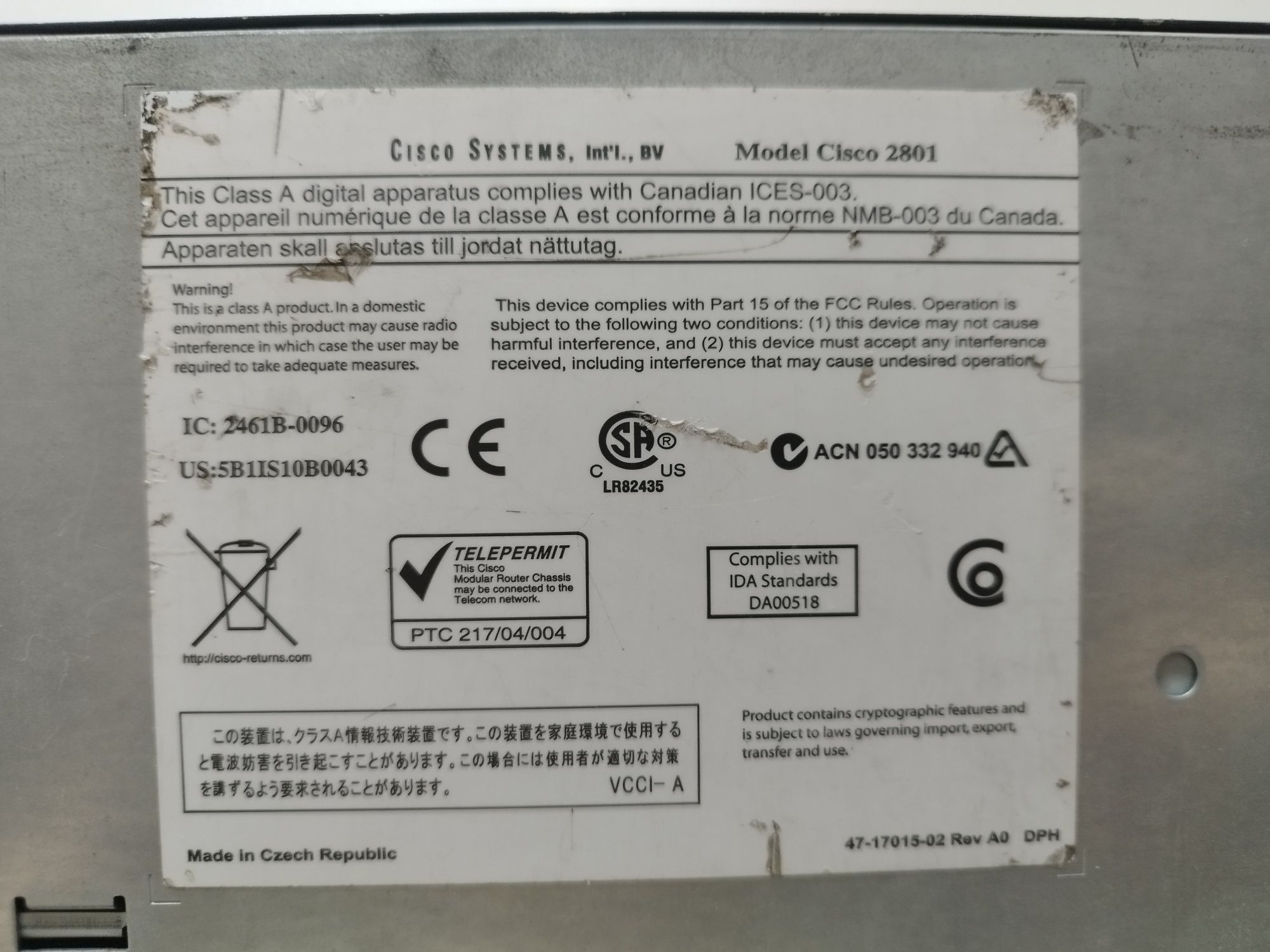 Продам маршрутизаторы CISCO