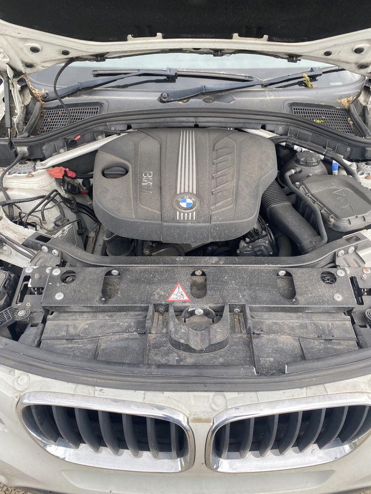 Aripă stânga spate  BMW X3 F25 2012