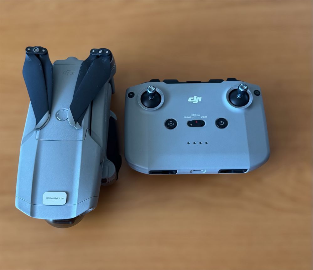 DJI Mavic Air 2 Fly More Combo + 128GB microSD