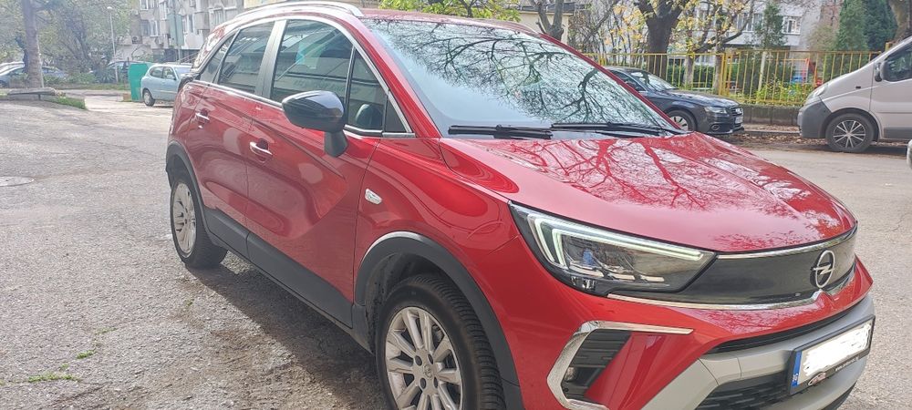 Автомобил Опел Кросленд
