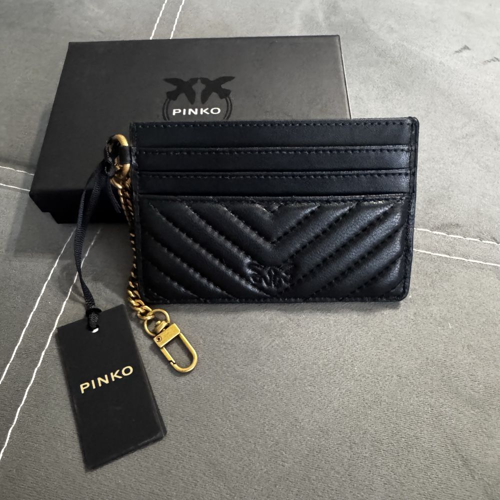 Чисто нов картхолдер Pinko
