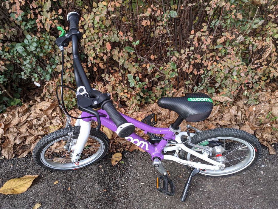 Woom 2 mov cu cric si claxon