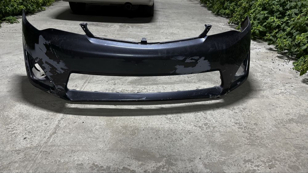 Продается бампер для камри 50