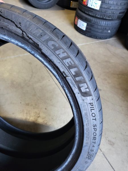 315/30/21//275/35/21 MICHELIN