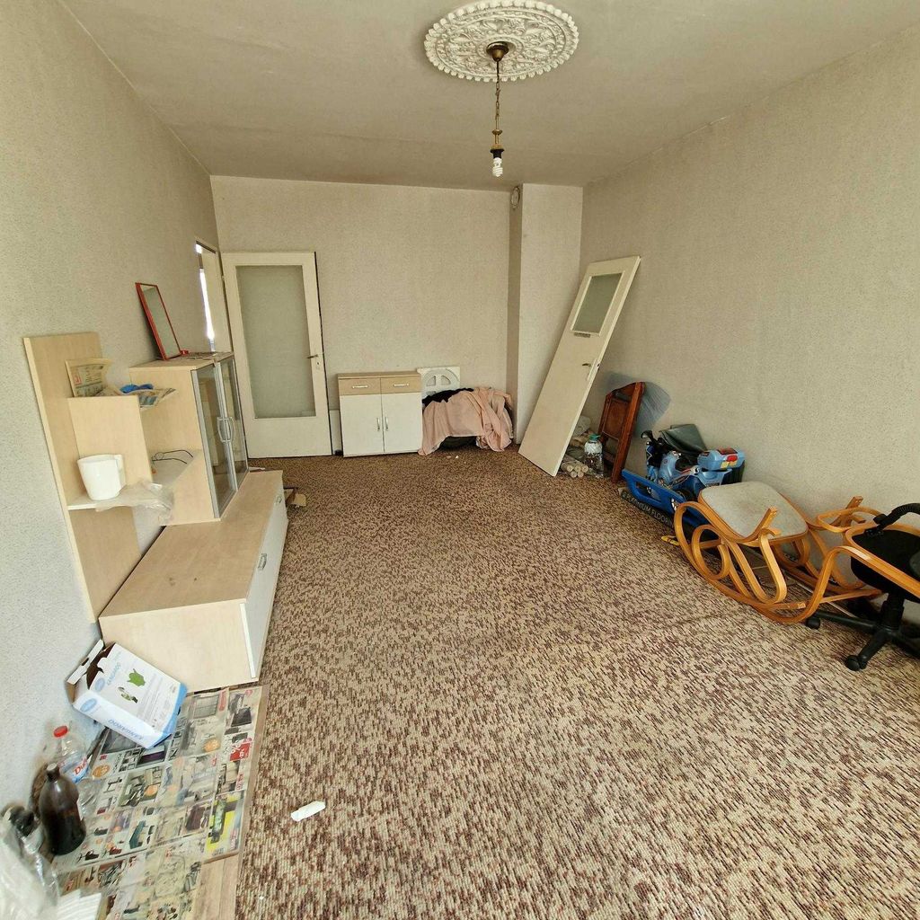 Продава се Четиристаен апартамент в Димитровград - 81 кв.м за 693 €/кв.м - Снимка #5