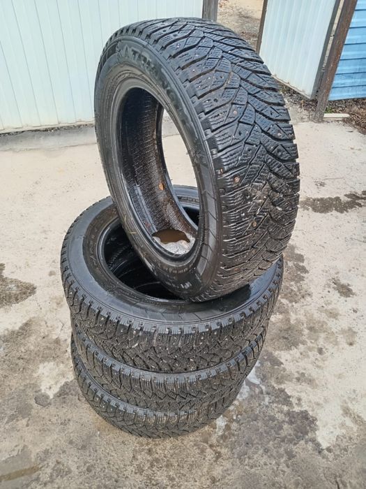 Продам шины зимние б/у