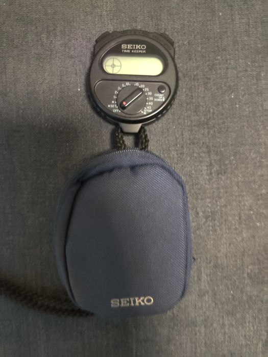 Cronometru Seiko rezistent la apa