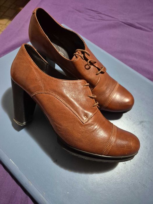 Pantofi dama, piele naturala, marime 41, maro, purtati o data