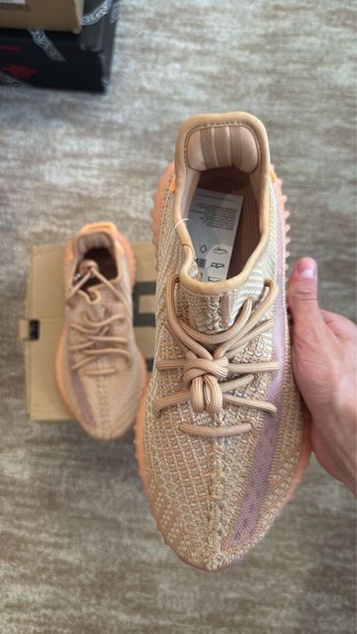 yeezy 350 orange