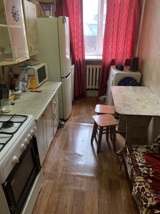 Сдам 3ком квартиру район Каз театра (старого)