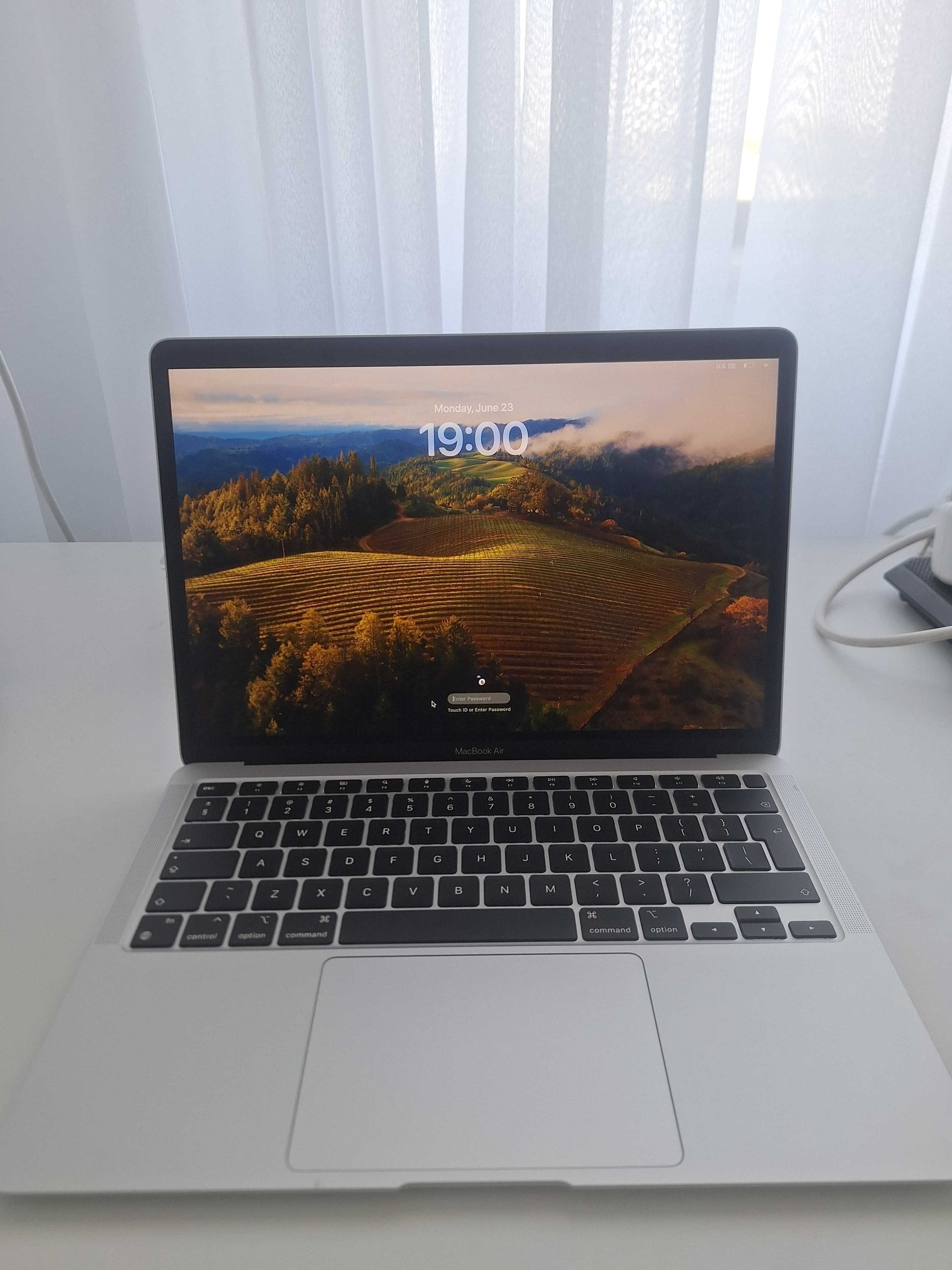 Macbook Air M1 2020 13.3'' 8GB RAM 256GB SSD