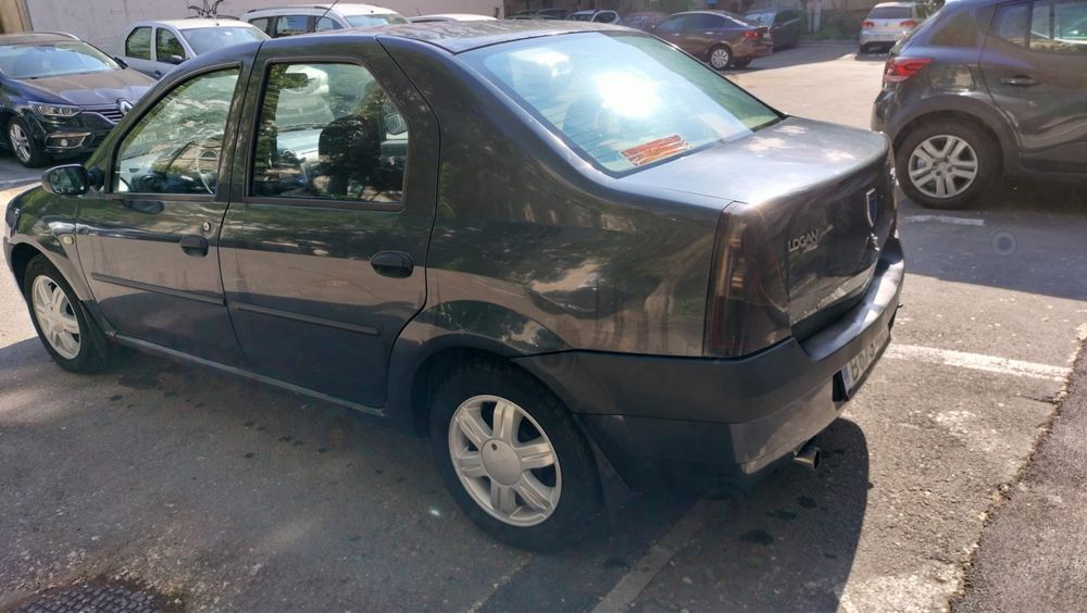 Vând Dacia Logan 1.5 DCI