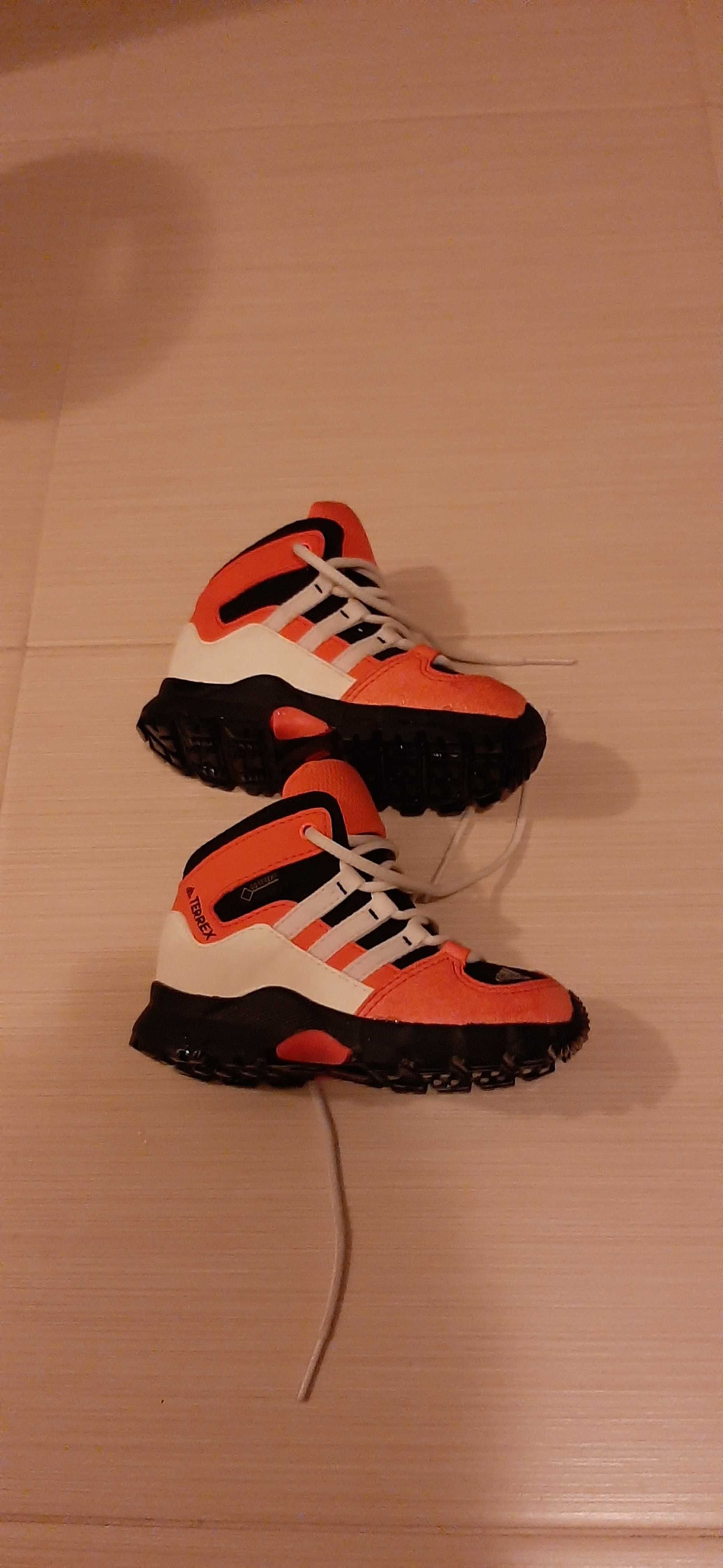 Детски обувки Adidas Terrex GTX, 21 размер 12,5см