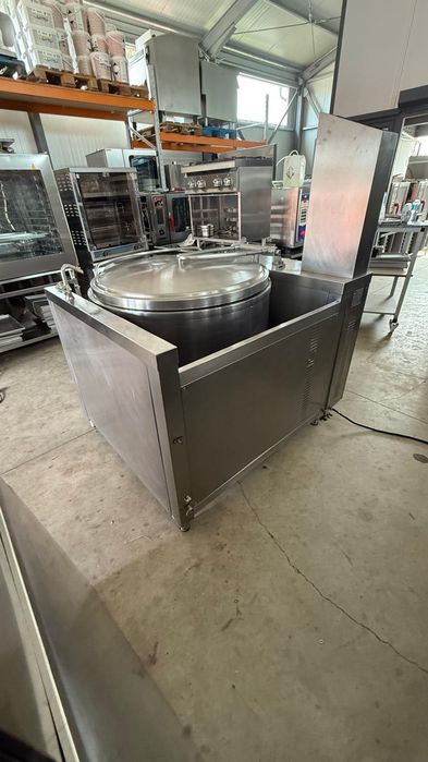 Marmita tigaie basculanta 160l mixare amestecare 30 300 gr