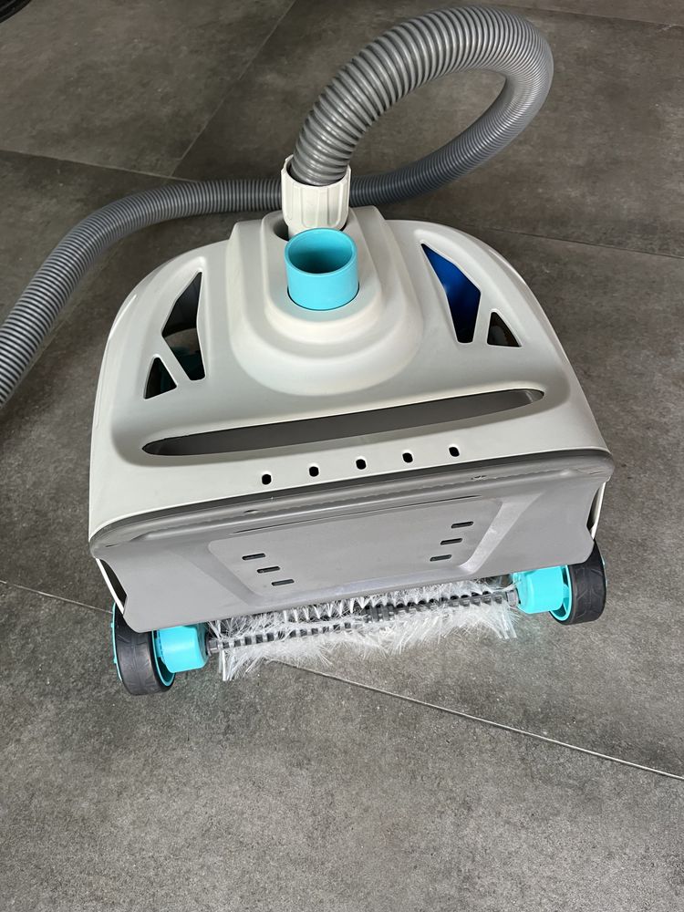 Aspirator automat de piscina Intex ZX300