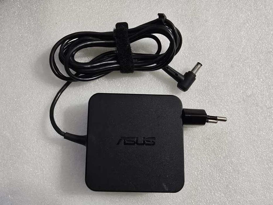 Incarcator laptop Asus 19V 3.42A 65W mufa 5.5x2.5mm W15-065N1B