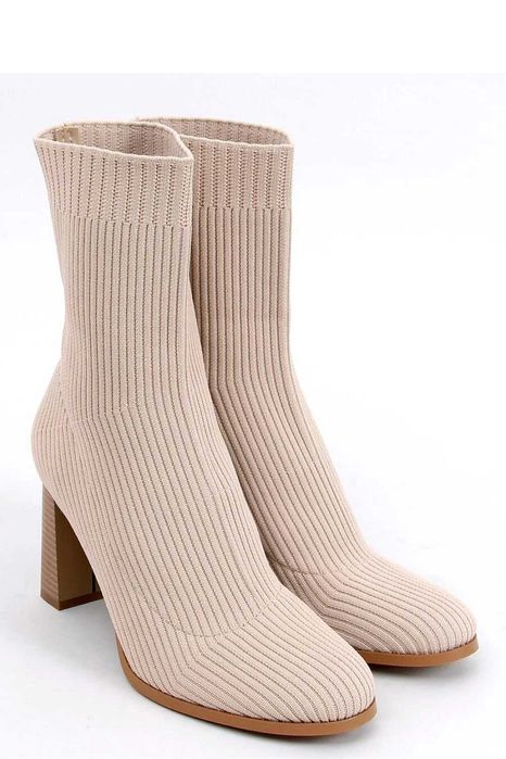 Cizme elegante din tesatura cu elastic