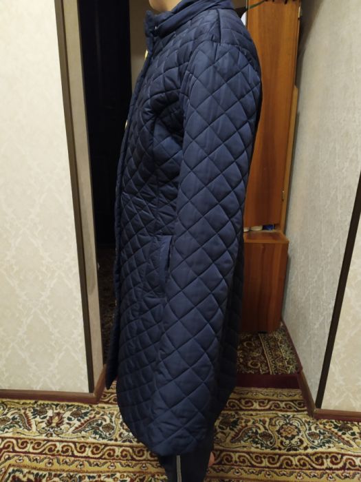 Плащ пальто женскией 48-50  размер