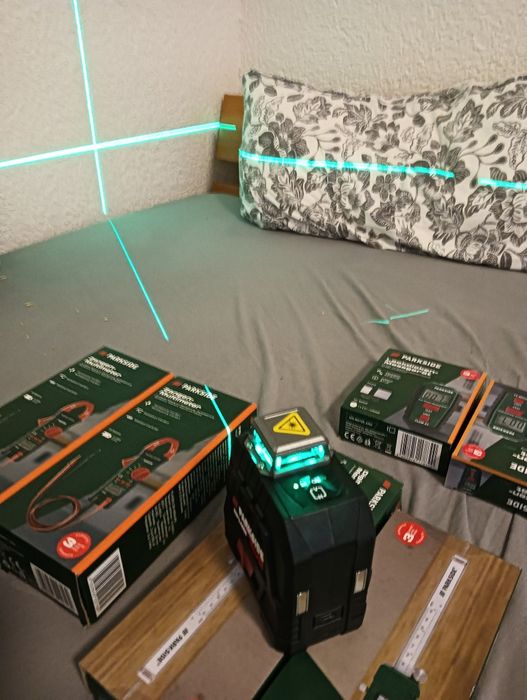 Multimetru clampmetru