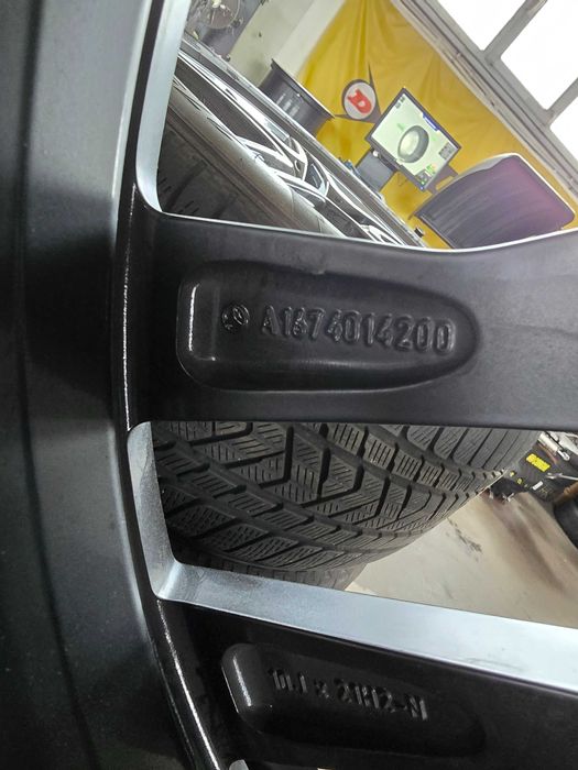 Jante Mercedes GLE 53 AMG  W167 Anvelope iarna Continental 275 45 R21