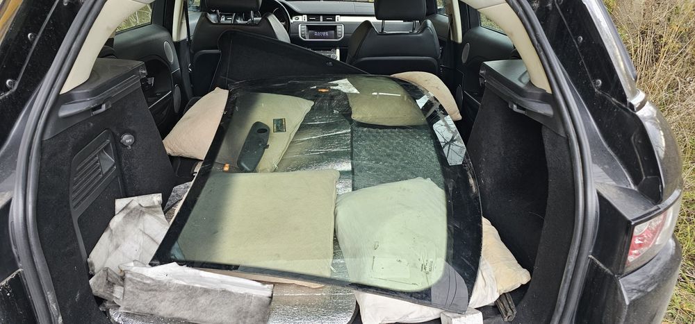 предно стъкло ауди А 4 2002г с огледало без сензори