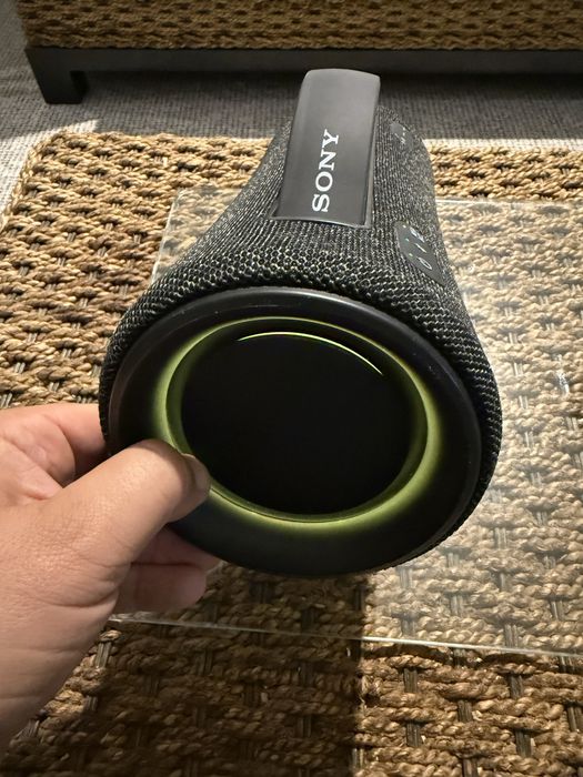 Boxa portabila Sony SRS XG 300 ,impecabila !