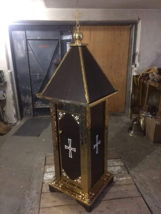 Cruci Turla Biserica, ,sfesnice.strana. Iconostase, axionite, clopote.