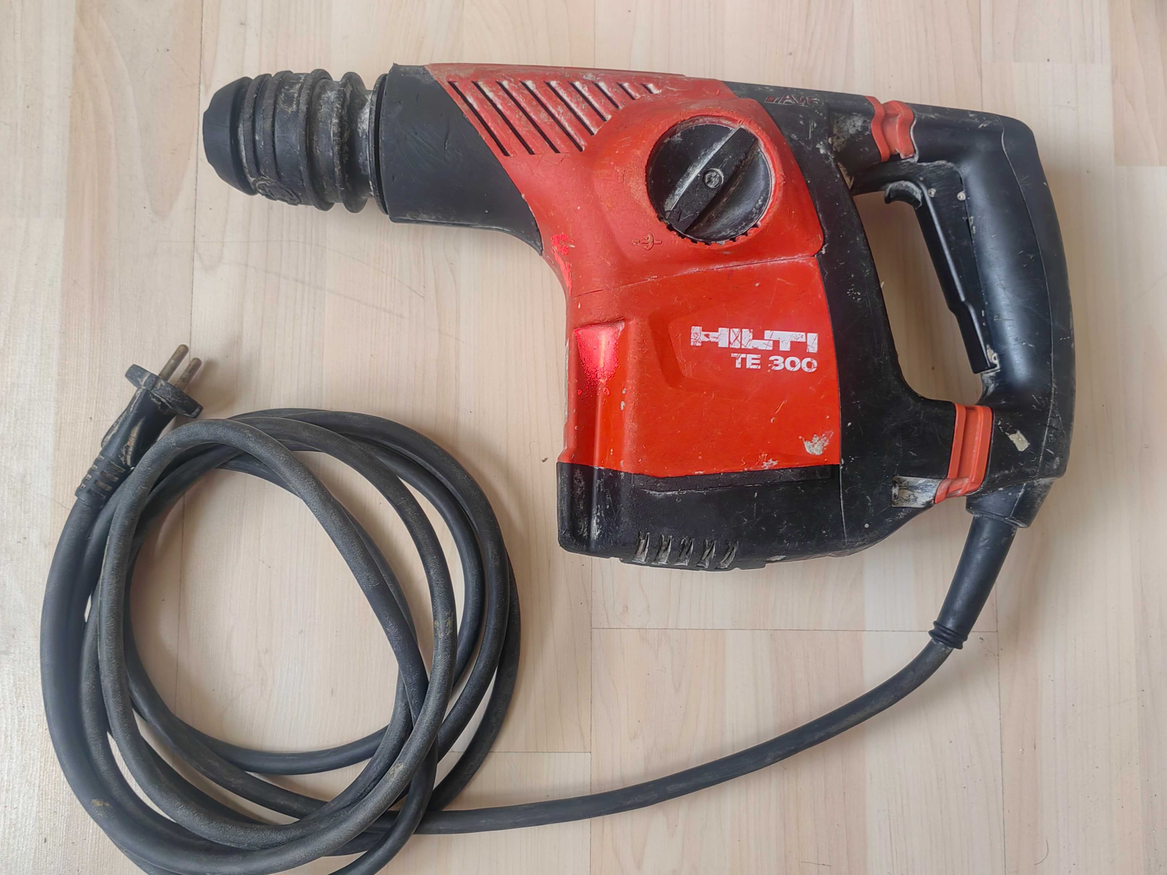 Hilti TE300 AVR къртач дробилка