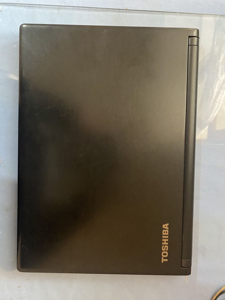 Noutbook Toshiba R-30 C ideal xolatda