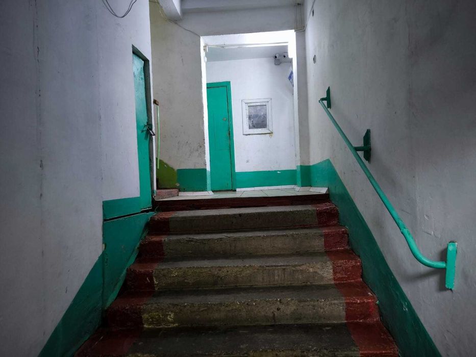 Продам 2комн кв в районе универа Жубанова