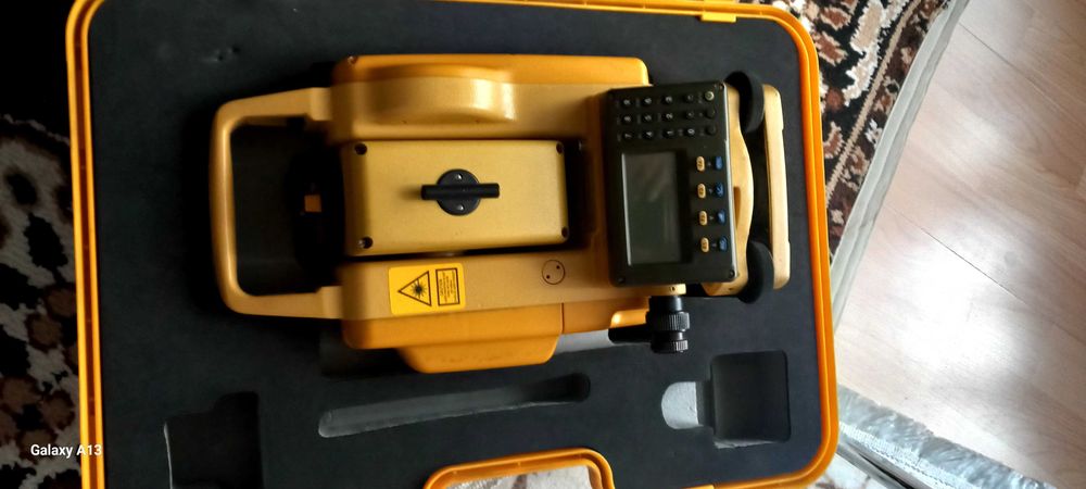 Електронна тотална станция South Серия NTS-350