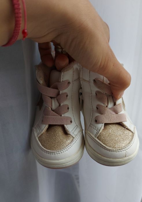 Ghete h&m mărimea 18/19