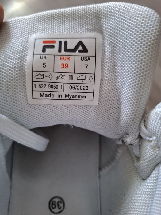 Sneaker / Adidas  FILA High-Top Alb – Mărimea 39