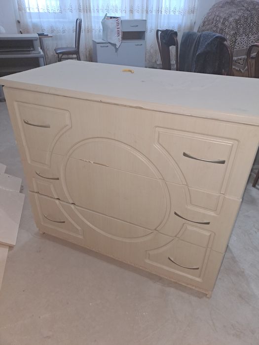 Продаётся спальный гарнитур