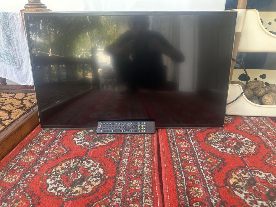 Artel 32 li televizor sotiladi