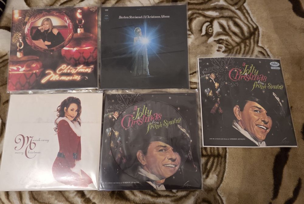 Грамофон Akai в много добро състояние