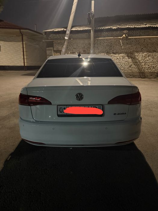 VolksWagen E-Bora Full Pro Arendaga elektromobil