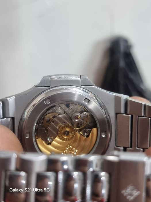 Часы "Patek Philippe Nautilus"